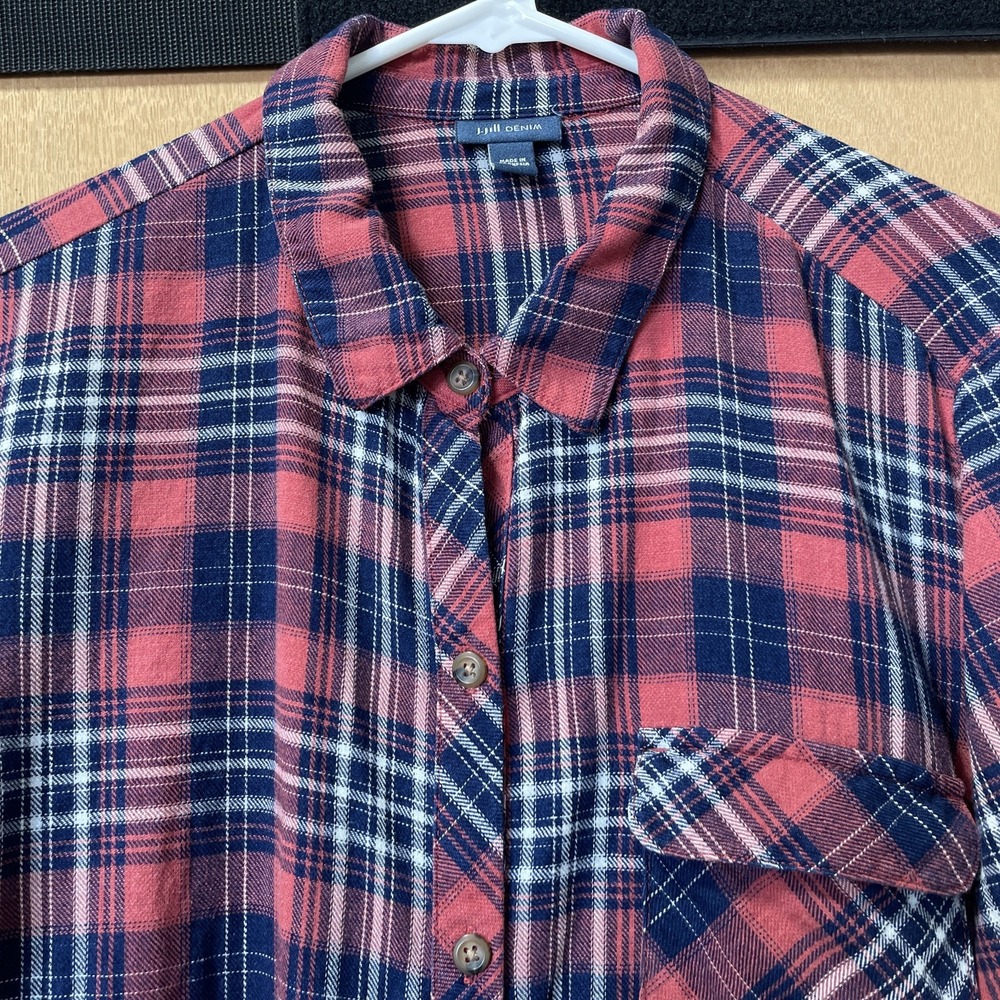 J. Jill Denim‎ Women's Plaid Button Up Shirt Maroon And Blue M